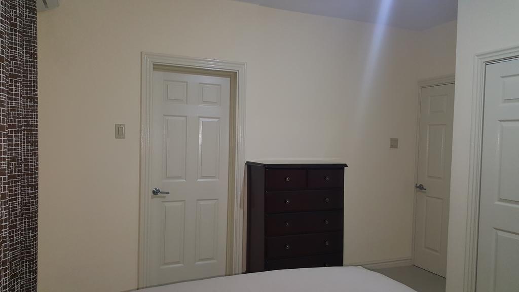 Apt 12, Executive Suites Ja - Palms Enfield Exterior foto