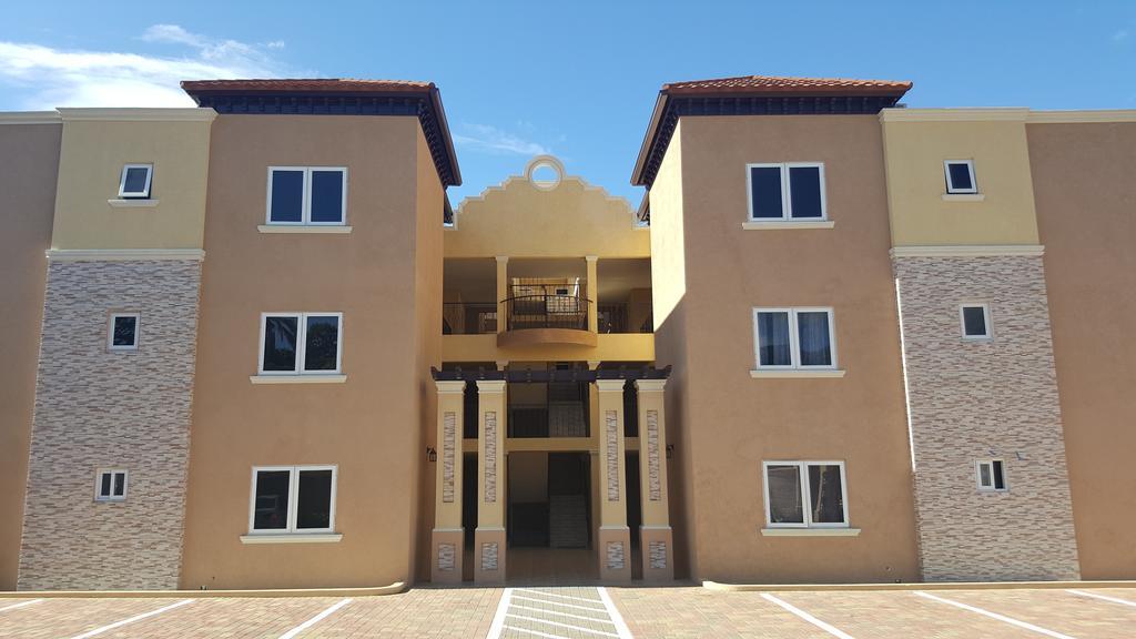 Apt 12, Executive Suites Ja - Palms Enfield Exterior foto